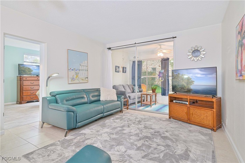 Welcome to Country Club Estates! This light and bright - Beach Condo for sale in Cape Coral, Florida on Beachhouse.com