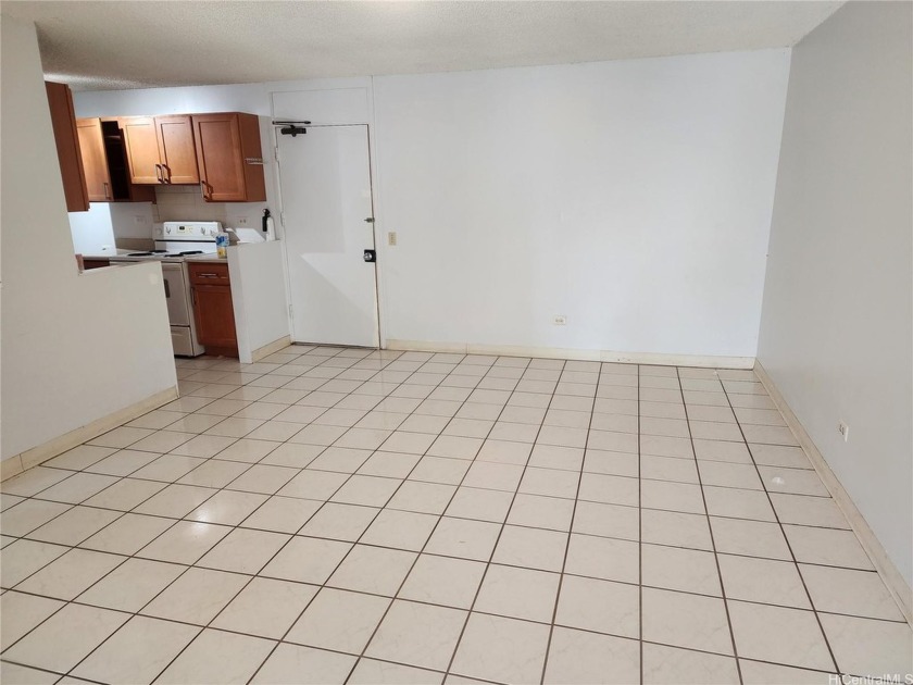 Perfect for both homeowners and investors alike, this fee-simple - Beach Condo for sale in Honolulu, Hawaii on Beachhouse.com