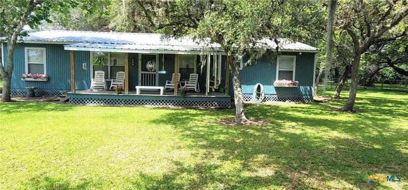 Let me introduce you to peaceful country living located on 2.24 - Beach Home for sale in Seadrift, Texas on Beachhouse.com
