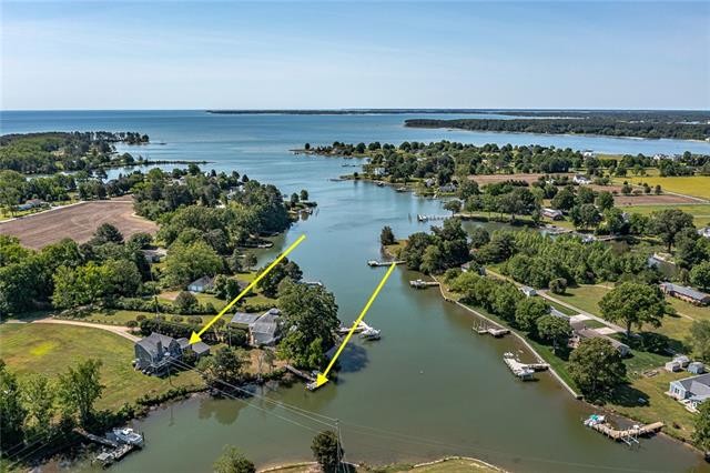 Fabulous Fishing & Boating on protected Henry's Creek just off - Beach Home for sale in Kilmarnock, Virginia on Beachhouse.com