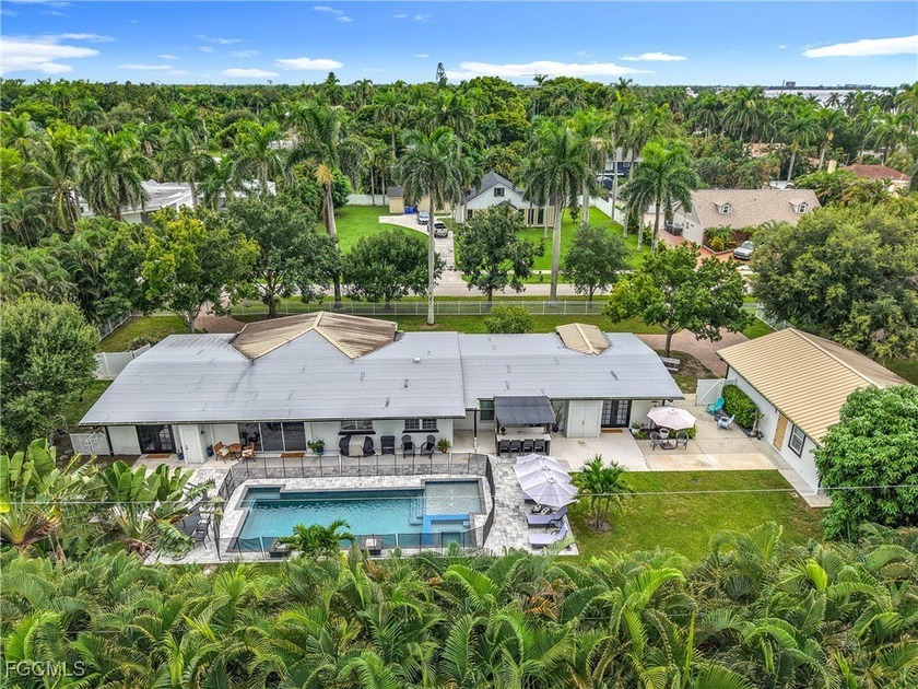 Welcome to your private oasis on a fully fenced .53 acre lot in - Beach Home for sale in Fort Myers, Florida on Beachhouse.com