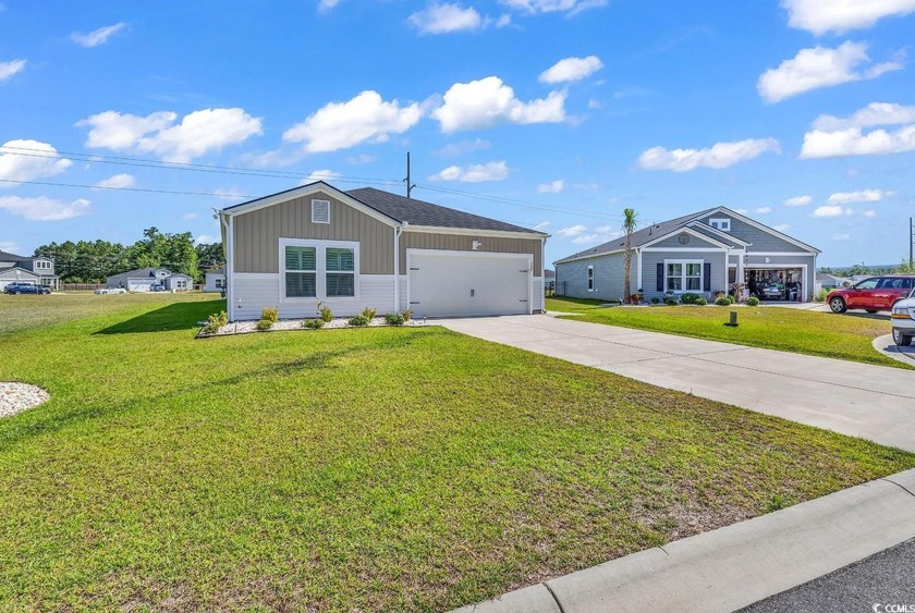 Welcome to this stunning four bedroom, two bath home that exudes - Beach Home for sale in Longs, South Carolina on Beachhouse.com