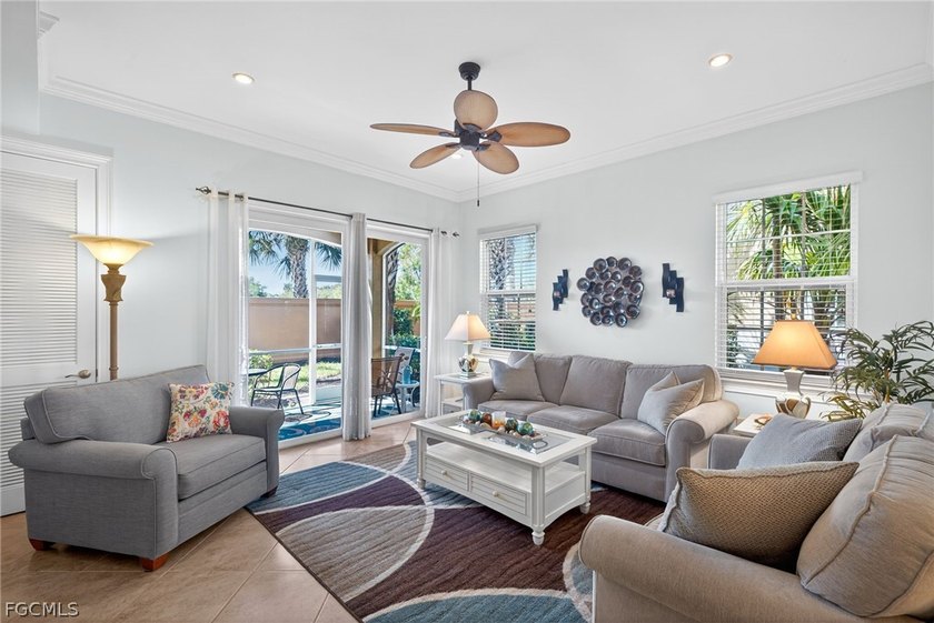 Beautiful 2 bedroom plus den Condo in Bonita Springs, just 7 - Beach Condo for sale in Bonita Springs, Florida on Beachhouse.com