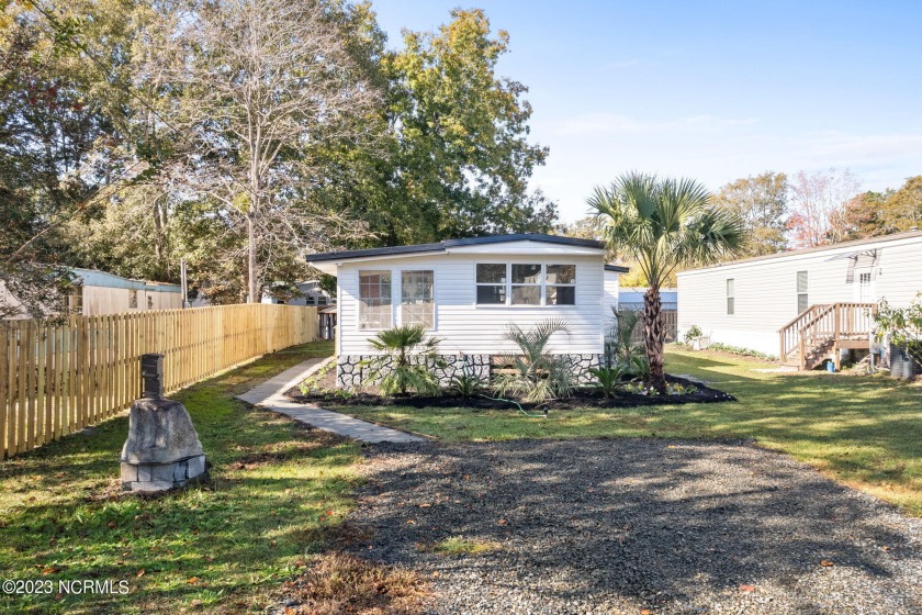Welcome home to this newly renovated manufactured home close to - Beach Home for sale in Supply, North Carolina on Beachhouse.com