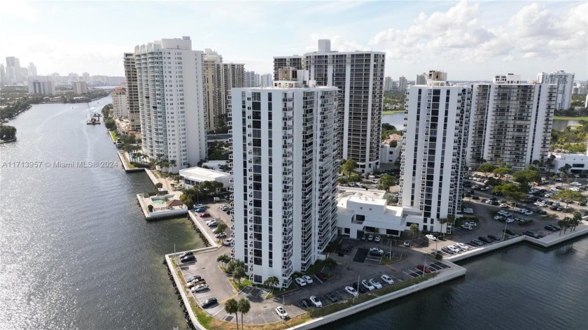 Discover the potential of this charming 4th-floor corner unit in - Beach Condo for sale in Aventura, Florida on Beachhouse.com