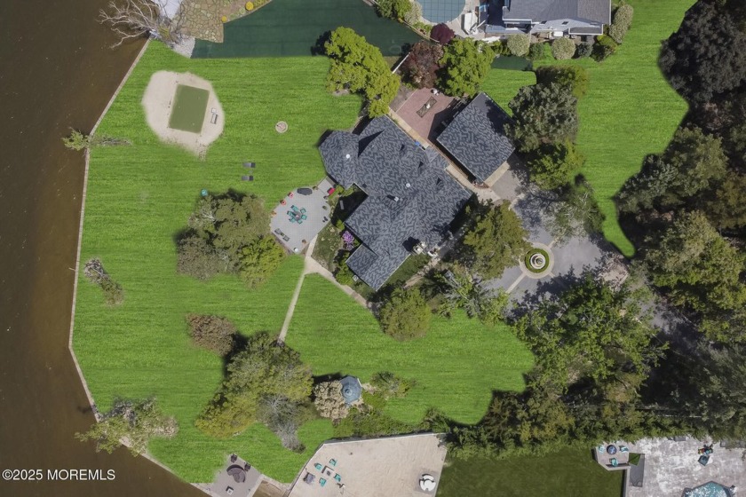 A True Waterfront Unicorn in Toms River!
Discover over 2.5 acres - Beach Home for sale in Toms River, New Jersey on Beachhouse.com