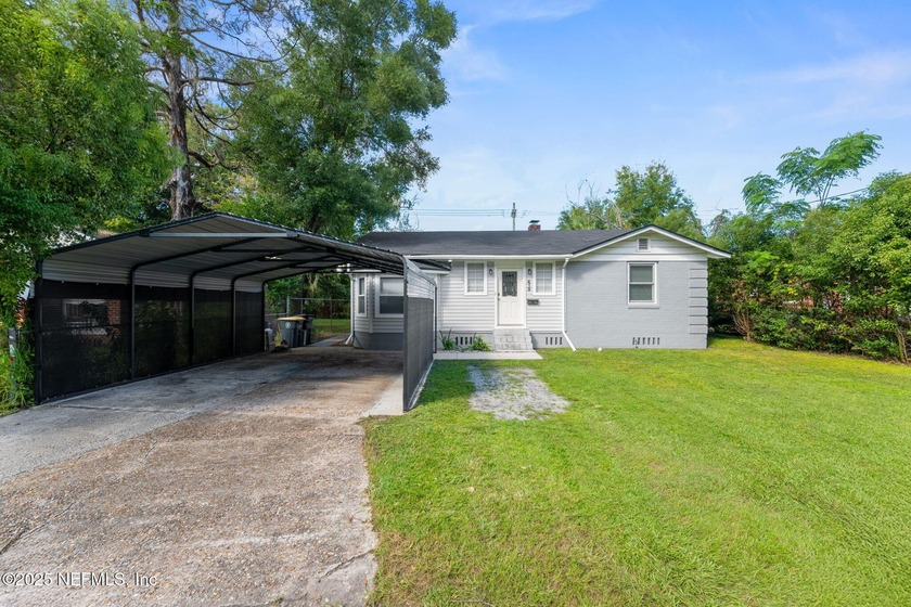 Versatile Mixed-Use Opportunity - Updated and Move-In Ready! - Beach Home for sale in Jacksonville, Florida on Beachhouse.com