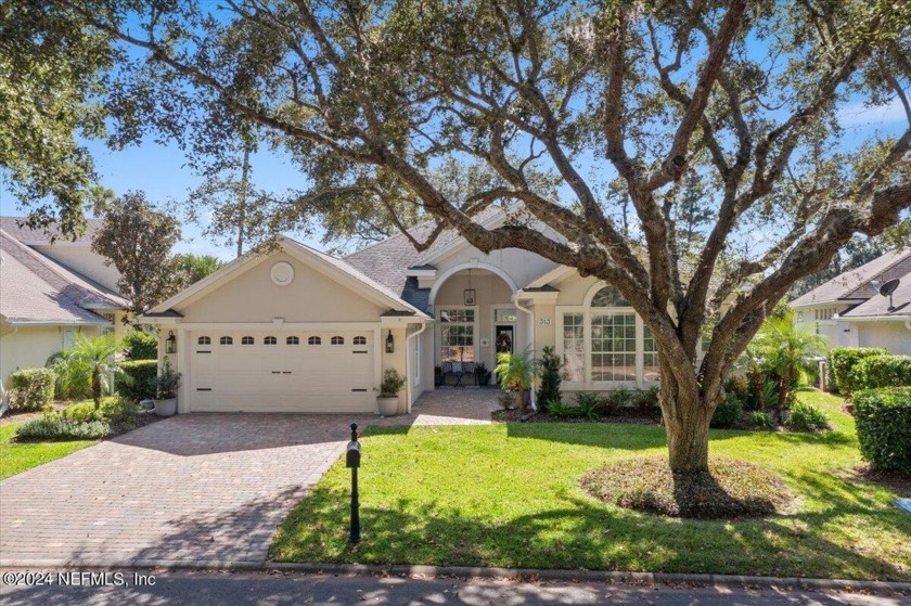 Beautifully renovated premier lot home located in the desirable - Beach Home for sale in Ponte Vedra Beach, Florida on Beachhouse.com