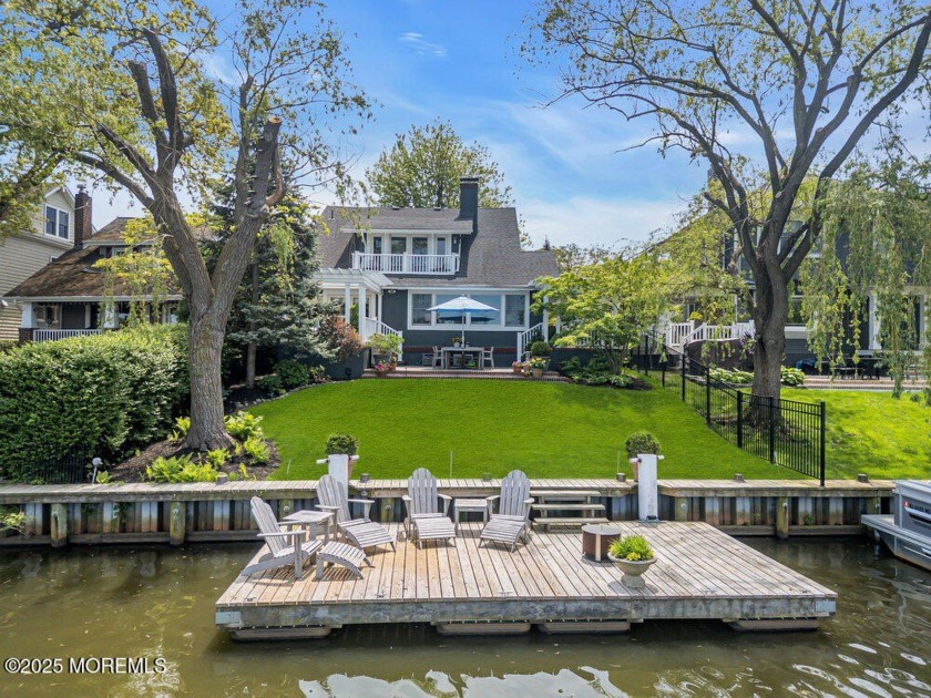 Meticulously cared for 4-bed / 2 bath lakefront home tucked away - Beach Home for sale in Asbury Park, New Jersey on Beachhouse.com