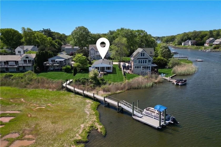 Waterfront Opportunity on the Narrow River! Bring your vision to - Beach Home for sale in Narragansett, Rhode Island on Beachhouse.com