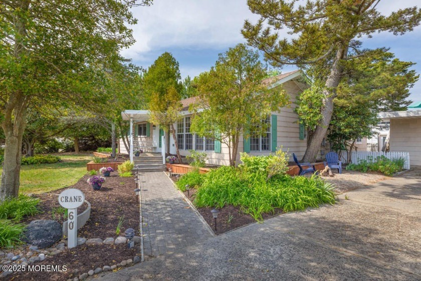 The perfect beach house is waiting for you in the prestigious - Beach Home for sale in Long Beach Island, New Jersey on Beachhouse.com