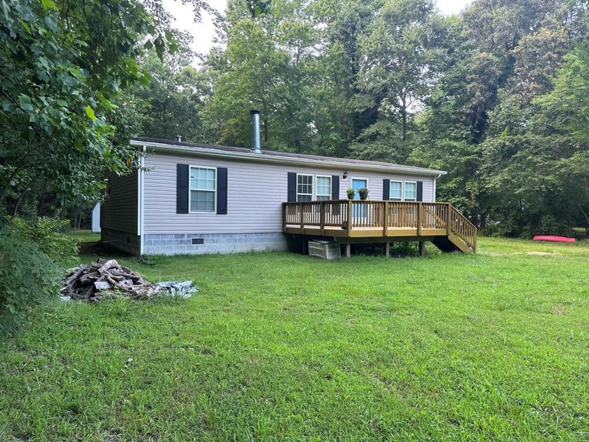 Sellers are motivated so bring your offers! This is the home - Beach Home for sale in Heathsville, Virginia on Beachhouse.com