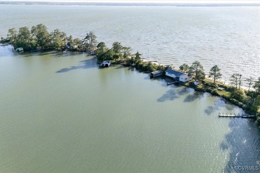 ONCE IN A LIFETIME INVESTMENT OPPORTUNITY! WATER ON BOTH SIDES! - Beach Home for sale in Lancaster, Virginia on Beachhouse.com