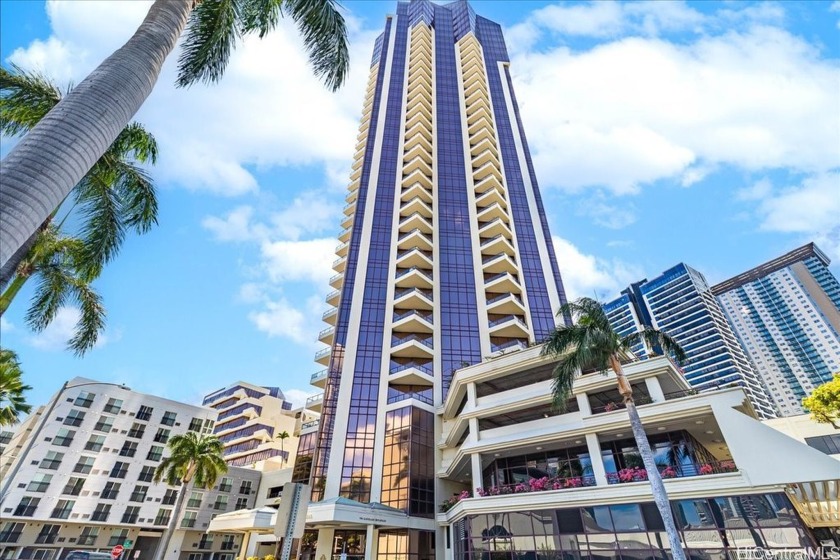 Must-See! Enjoy breathtaking panoramic ocean, city and mountain - Beach Condo for sale in Honolulu, Hawaii on Beachhouse.com