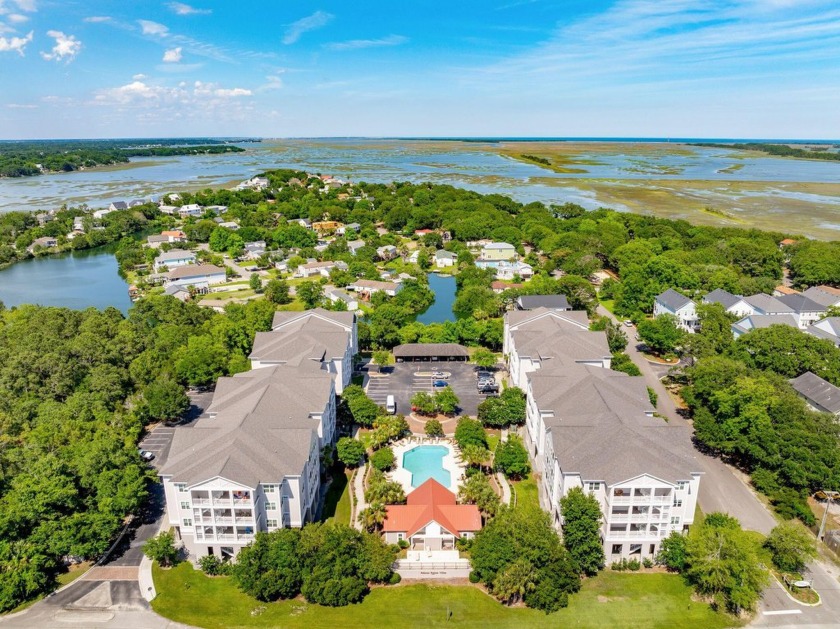 Terrific opportunity to own a comfy 2 bedroom, 2 bath condo - Beach Home for sale in Charleston, South Carolina on Beachhouse.com