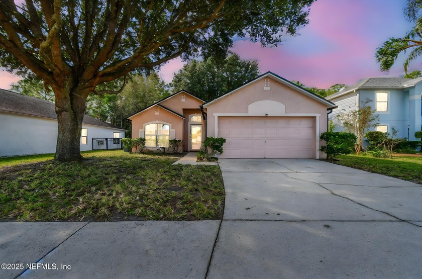 This home built in 2004 in the Sutton Lake/Sandalwood - Beach Home for sale in Jacksonville, Florida on Beachhouse.com