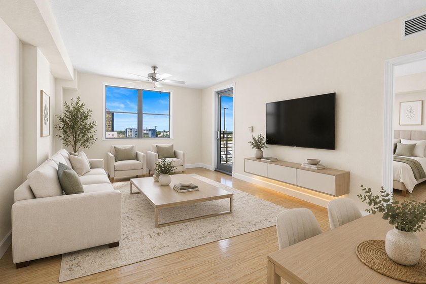 Experience downtown Hollywood luxury in this 8th-floor gem. The - Beach Condo for sale in Hollywood, Florida on Beachhouse.com