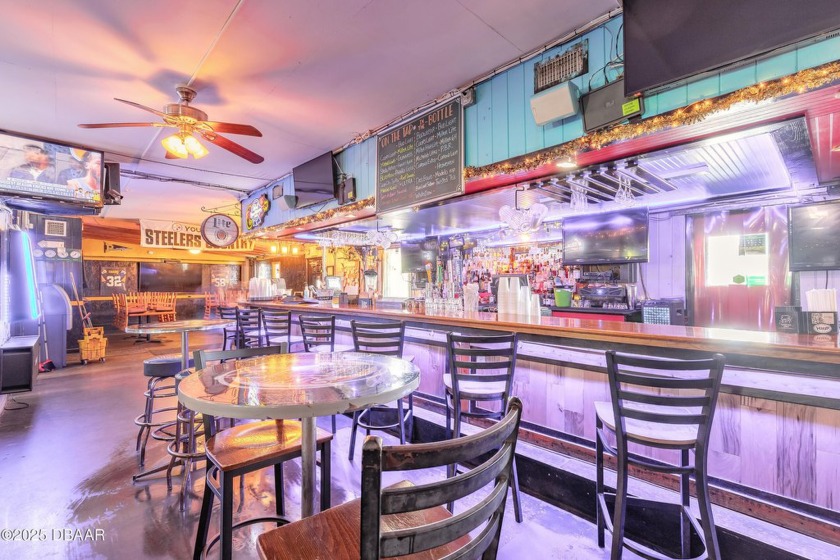 This opportunity is a well-established, family-owned bar and - Beach Commercial for sale in Ormond Beach, Florida on Beachhouse.com