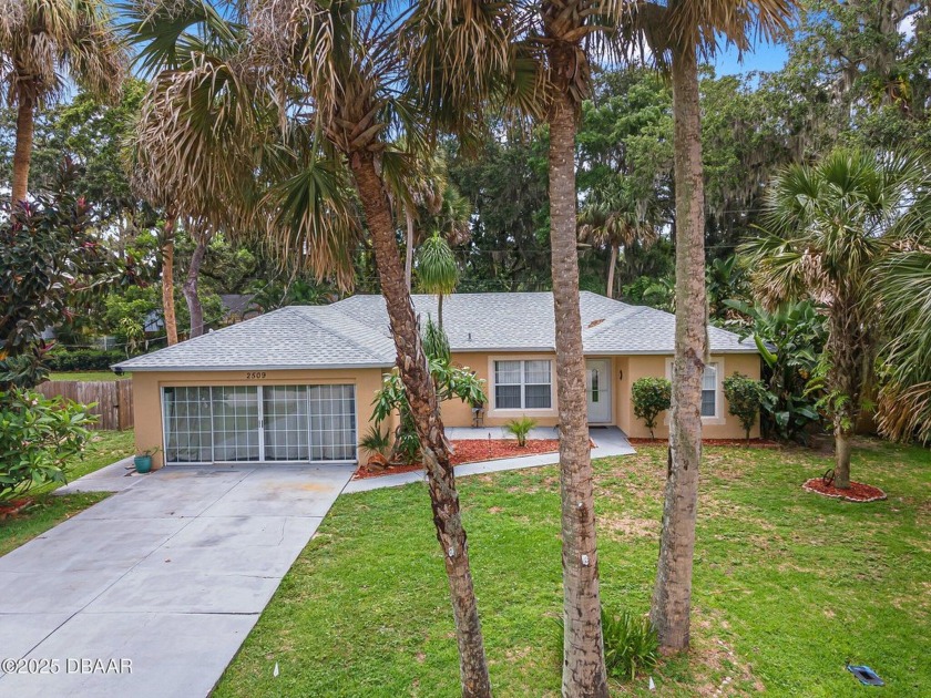 Quality built in 1999 and a BRAND NEW ROOF set this high and dry - Beach Home for sale in Edgewater, Florida on Beachhouse.com