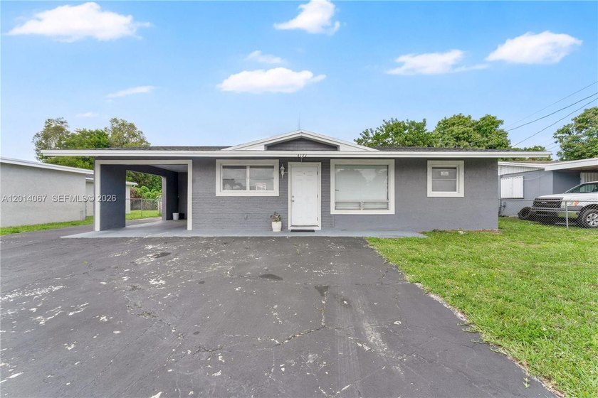 Fully remodeled and move-in ready home in Fort Lauderdale! This - Beach Home for sale in Lauderhill, Florida on Beachhouse.com