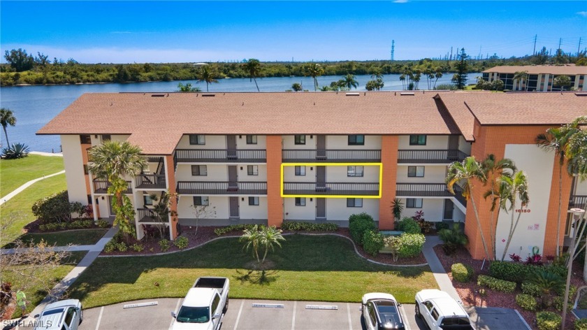 MOVE IN READY, this 2-bed, 2-bath condo with elevator access on - Beach Condo for sale in North Fort Myers, Florida on Beachhouse.com