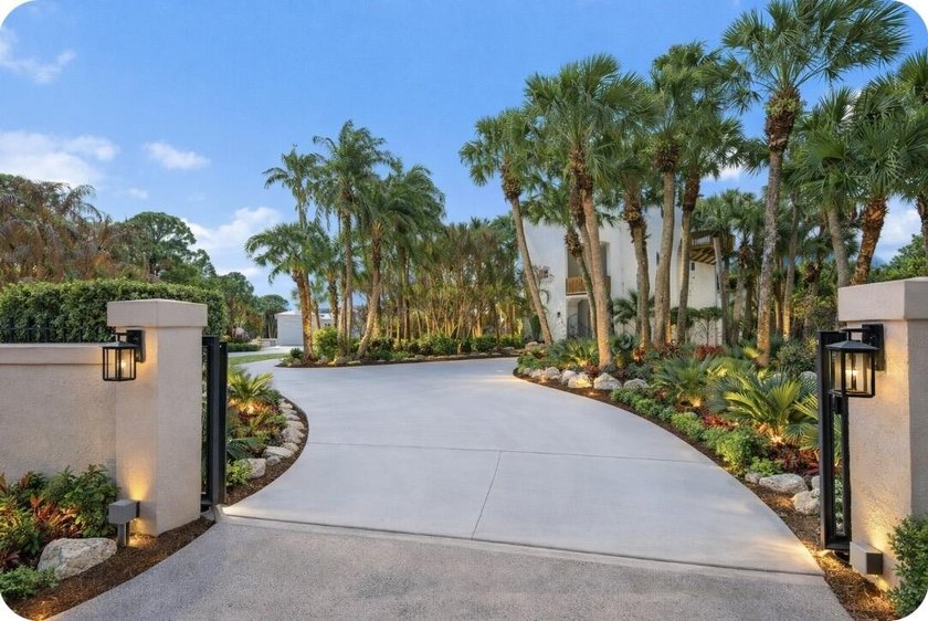 A rare offering in Palm City! Welcome to an exceptional - Beach Home for sale in Palm City, Florida on Beachhouse.com