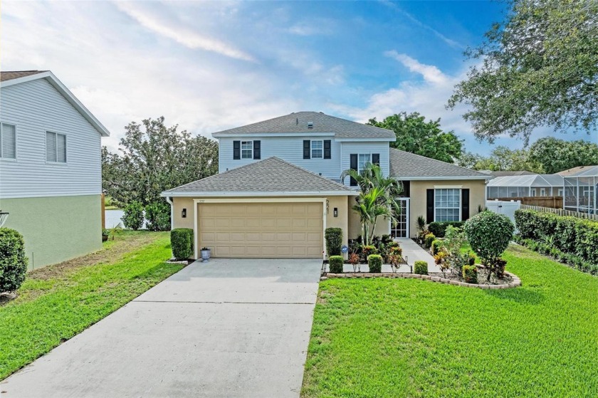 PRICED TO SELL & MOVE-IN READY on this stunning Lakeview home in - Beach Home for sale in Bradenton, Florida on Beachhouse.com