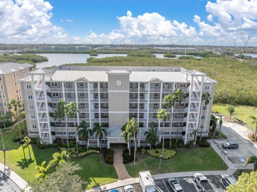 Welcome to your own piece of paradise!   This luxurious FULLY - Beach Condo for sale in Seminole, Florida on Beachhouse.com