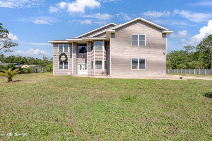 Country serenity meets turnkey comfort at 457 Juniper Ln. Set - Beach Home for sale in Ormond Beach, Florida on Beachhouse.com