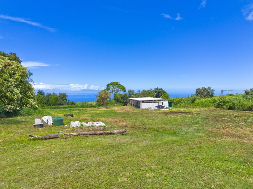 Don't miss out on this improved 2.88-acre parcel in South Kona - Beach Acreage for sale in Captain Cook, Hawaii on Beachhouse.com