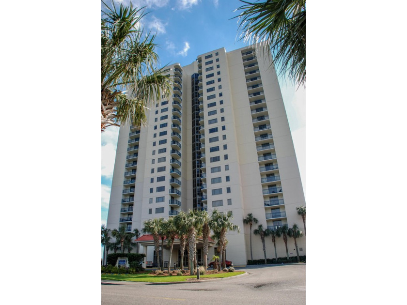 This 21-story luxury oceanfront high-rise offers gorgeous vistas - Beach Condo for sale in Myrtle Beach, South Carolina on Beachhouse.com