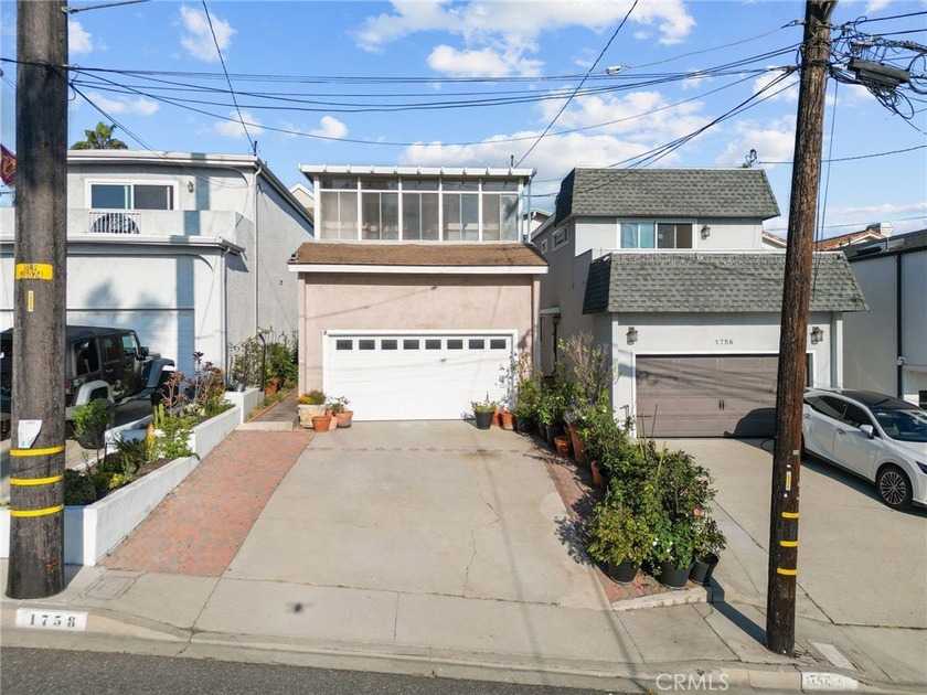 RECENTLY REDUCED!!!  Lovely west-facing home in the highly - Beach Home for sale in Redondo Beach, California on Beachhouse.com