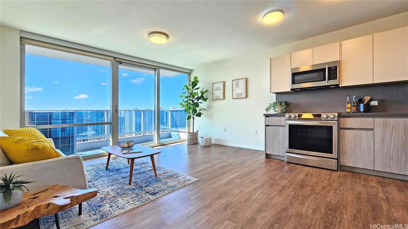 SUNDAY OPEN HOUSE on 10/06, 2-5PM! Welcome to the urban oasis in - Beach Condo for sale in Honolulu, Hawaii on Beachhouse.com