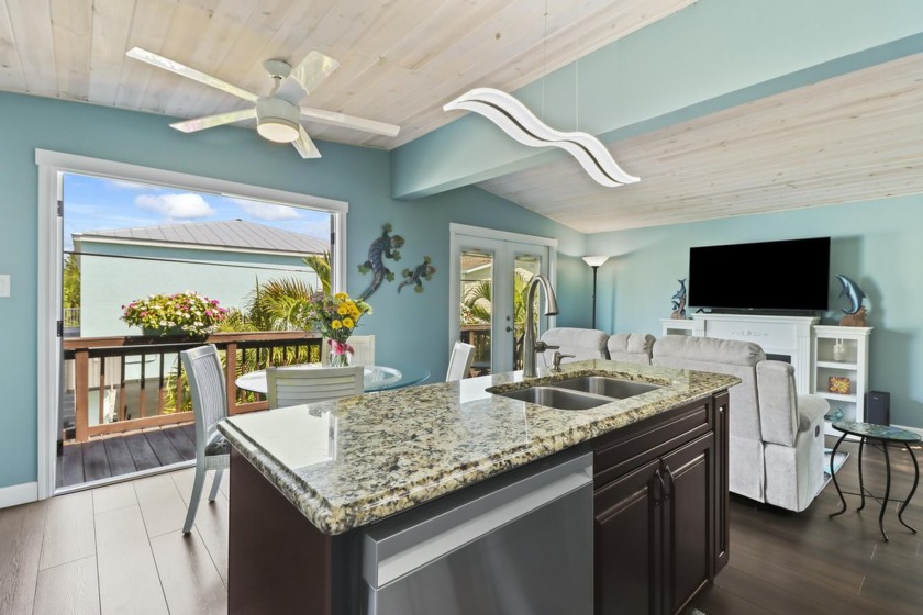 NEWLY REDUCED PRICE! Currently the LOWEST price stilt single - Beach Home for sale in Big Coppitt, Florida on Beachhouse.com