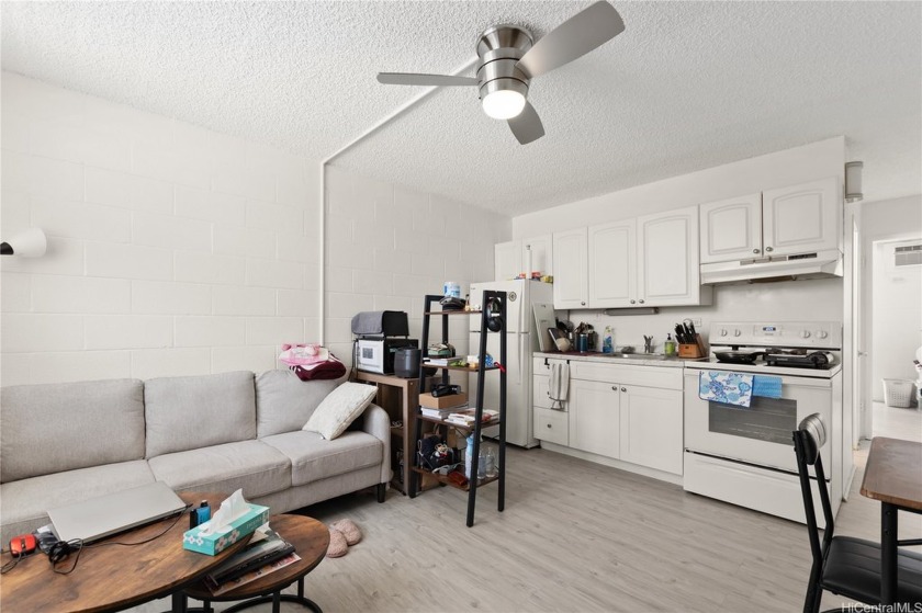 Investor Opportunity - Motivated Seller! Welcome to Hale Hoaloha - Beach Condo for sale in Honolulu, Hawaii on Beachhouse.com