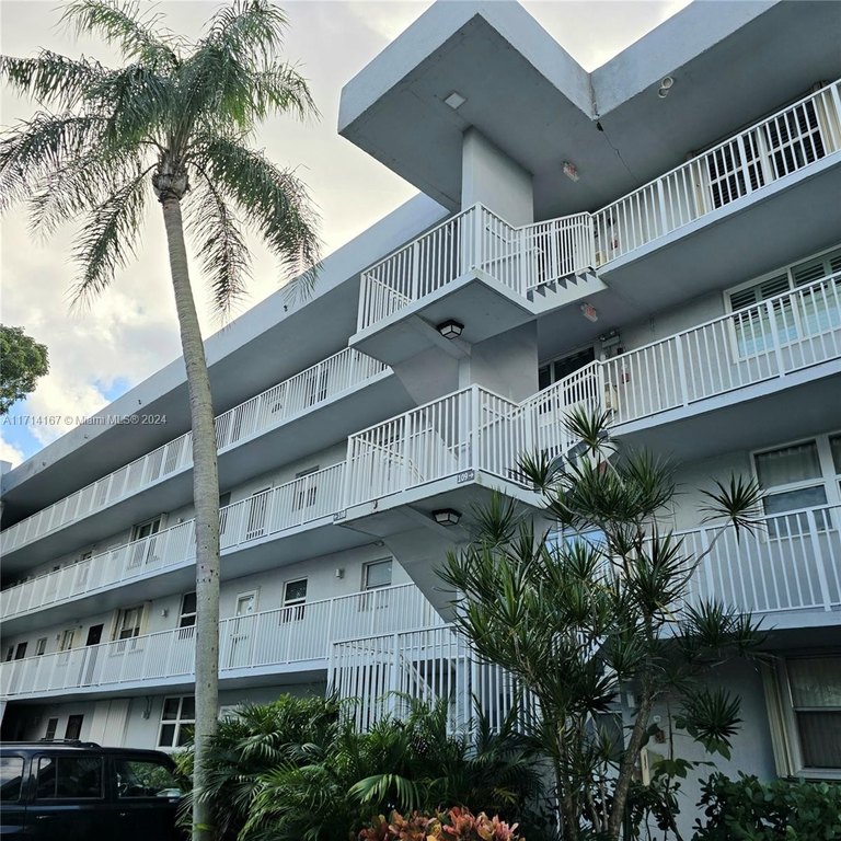 Newly priced! This spacious 2nd floor, two bedroom, two bath - Beach Condo for sale in Oakland Park, Florida on Beachhouse.com