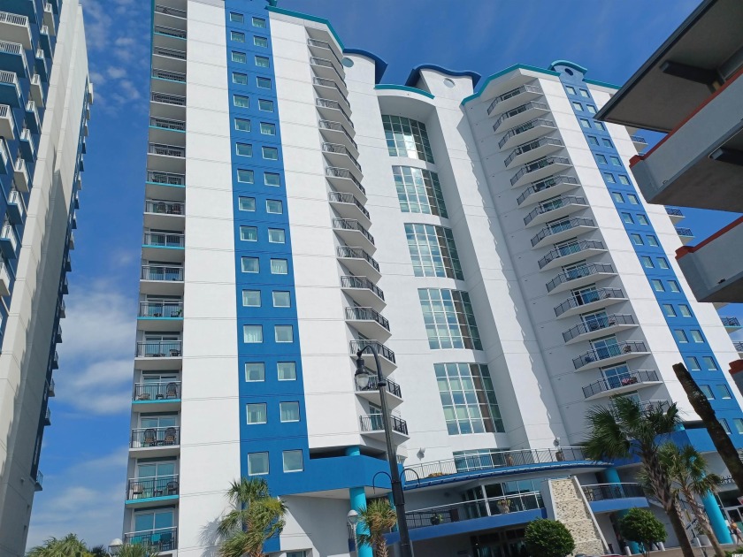 Ocean Front End Unit! Emerse Yourself with the Most Magnificent - Beach Condo for sale in Myrtle Beach, South Carolina on Beachhouse.com