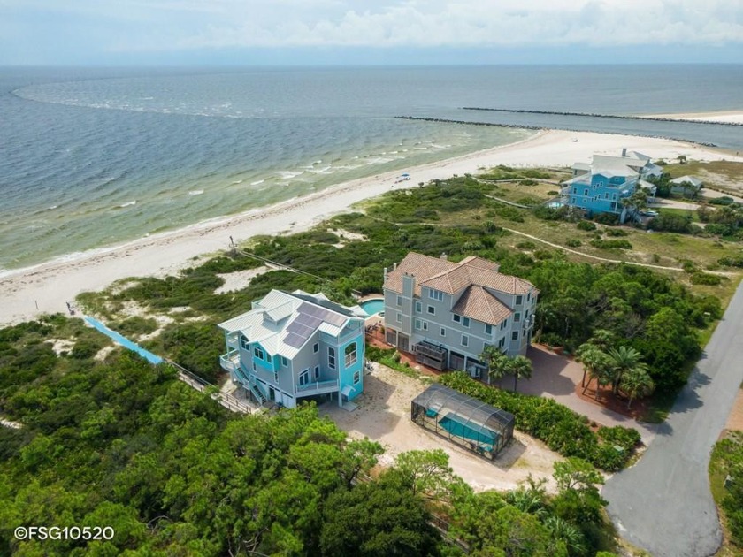 Welcome to the luxurious Schooner Landing, an exclusive gated - Beach Home for sale in St. George Island, Florida on Beachhouse.com