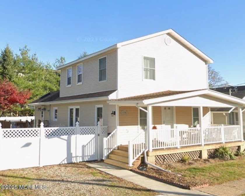 Charming 4 bed, 2 Coastal Retreat - Prime Summer Getaway or - Beach Home for sale in Belmar, New Jersey on Beachhouse.com