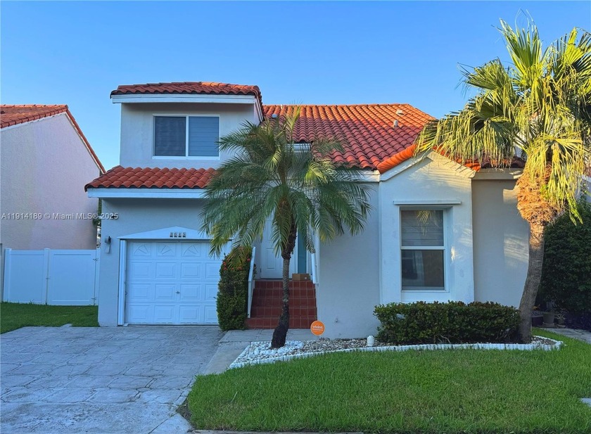 Incredible value in Emerald Hills! This updated 3-bedroom, 2 - Beach Home for sale in Hollywood, Florida on Beachhouse.com