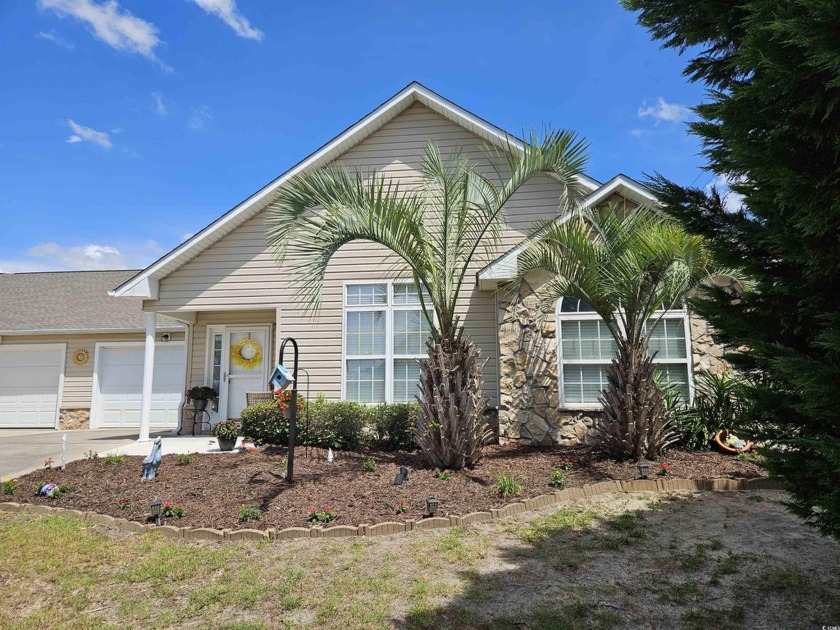 What a RARE find!  A two- bedroom end unit semi-detached cottage - Beach Home for sale in Little River, South Carolina on Beachhouse.com