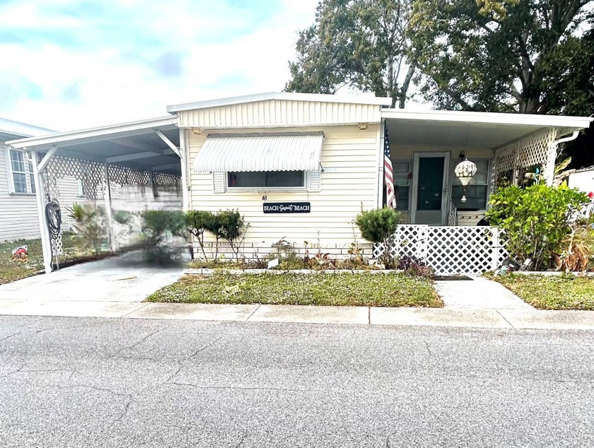 Welcome to your dream home! This lovely 2-bedroom, 2-full-bath - Beach Home for sale in Largo, Florida on Beachhouse.com
