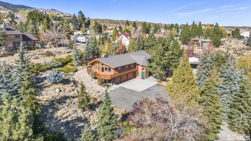 Set back on a 1.03 acre lot, this recently updated 4-bed home - Beach Home for sale in Reno, Nevada on Beachhouse.com