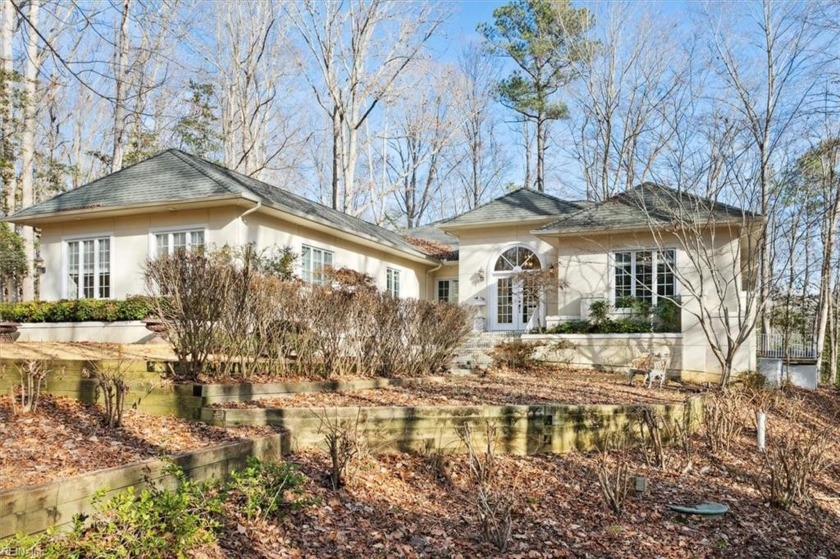 Waterfront on  Wilton Creek. HOA $600/year. Included pool,boat - Beach Home for sale in Hartfield, Virginia on Beachhouse.com