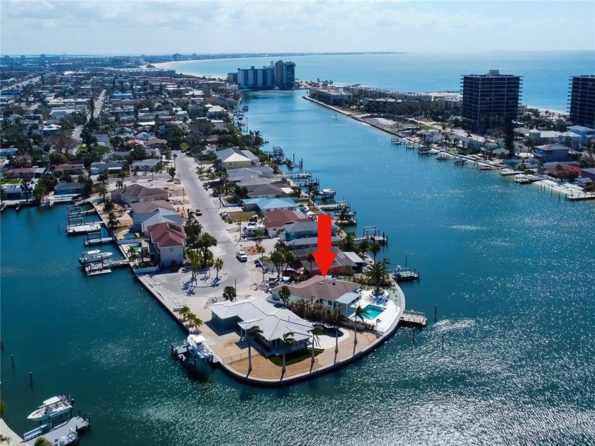 Under contract-accepting backup offers. Here's your chance to - Beach Home for sale in ST Pete Beach, Florida on Beachhouse.com