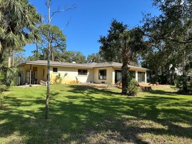 Don't miss this incredible opportunity to own a beautiful - Beach Home for sale in Tarpon Springs, Florida on Beachhouse.com