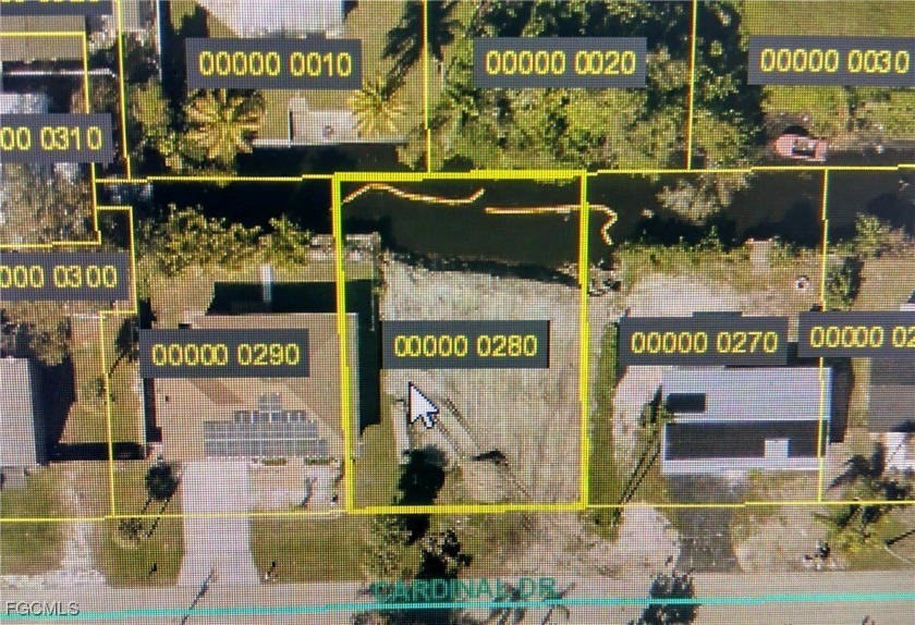 Intersecting Canals in a great location. City water. Ready for - Beach Lot for sale in North Fort Myers, Florida on Beachhouse.com