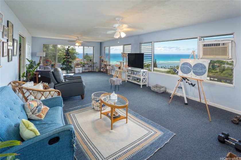 Pristine Ocean views from this 2-story, 5-bedroom, 4-bathroom - Beach Home for sale in Honolulu, Hawaii on Beachhouse.com
