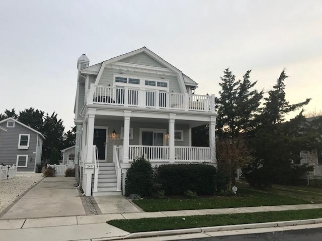Prime location centrally situated on 88th Street between the - Beach Home for sale in Stone Harbor, New Jersey on Beachhouse.com