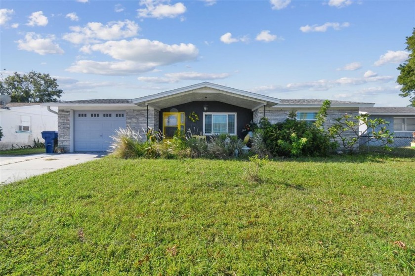 Price Improvement!  No hurricane damage!  The house has never - Beach Home for sale in Holiday, Florida on Beachhouse.com